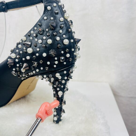 Gianni Bini Heels Women 8.5 Black Leather Peep Toe Studded Spiked Stiletto Pumps - Picture 9 of 9